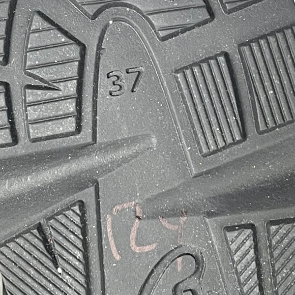 ASH MONGOLIA LAMBSKIN SUEDE SHEARLING GEOMETRIC POM POMS SNEAKER WINTER BOOTS - Picture 13 of 14